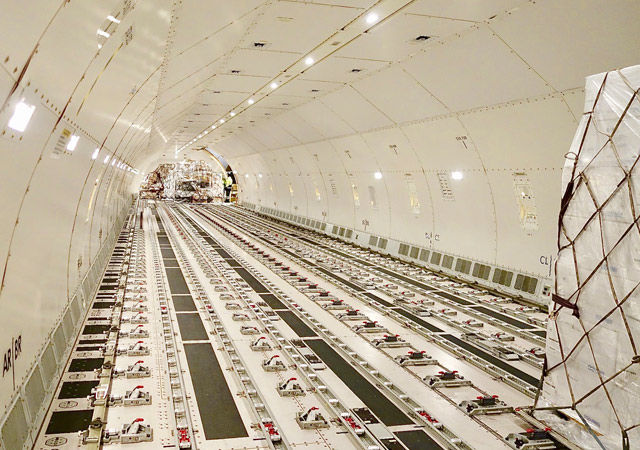 Inside the cargo hold of a Fedex 777f