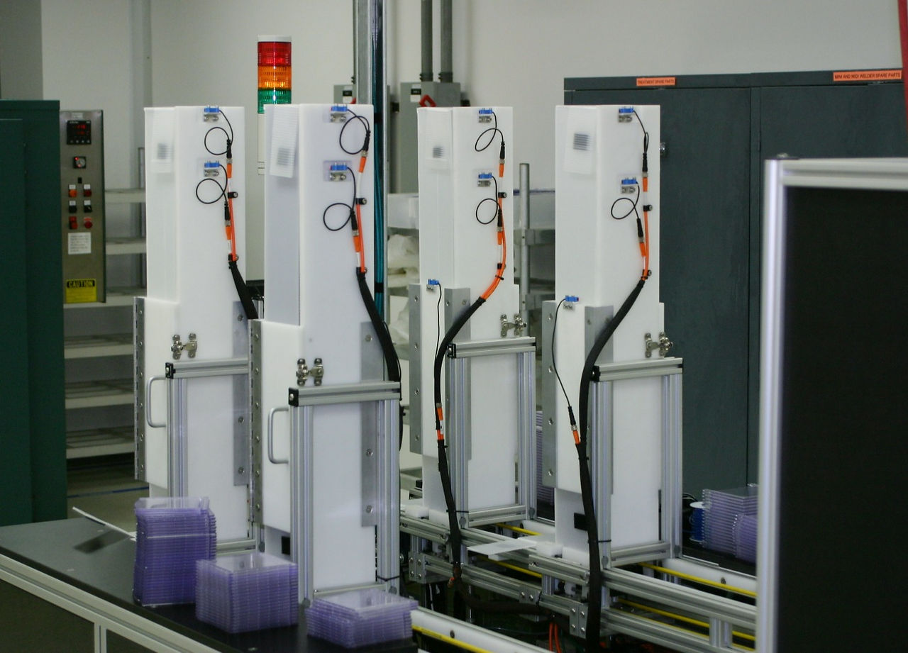 Stack dispensers
