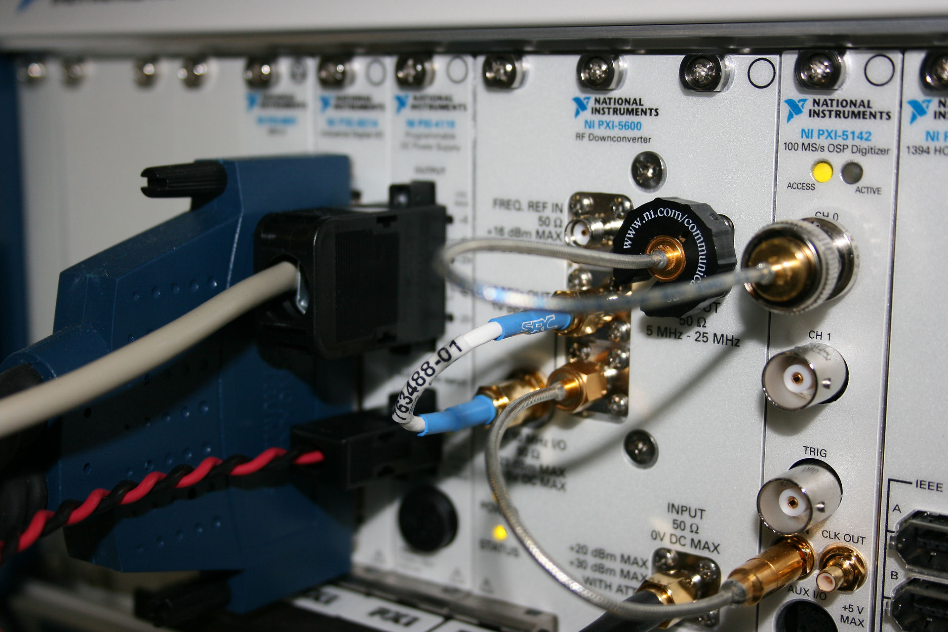 NI PXI chassis & I/O cards