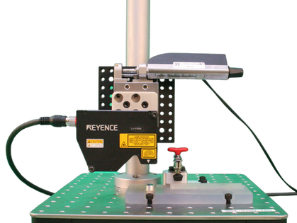 Laser Profiler Used to Scan Surgical Scalpels 